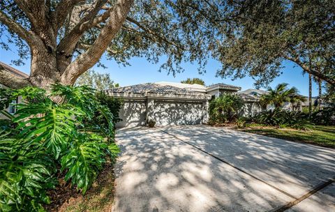 A home in PALM HARBOR