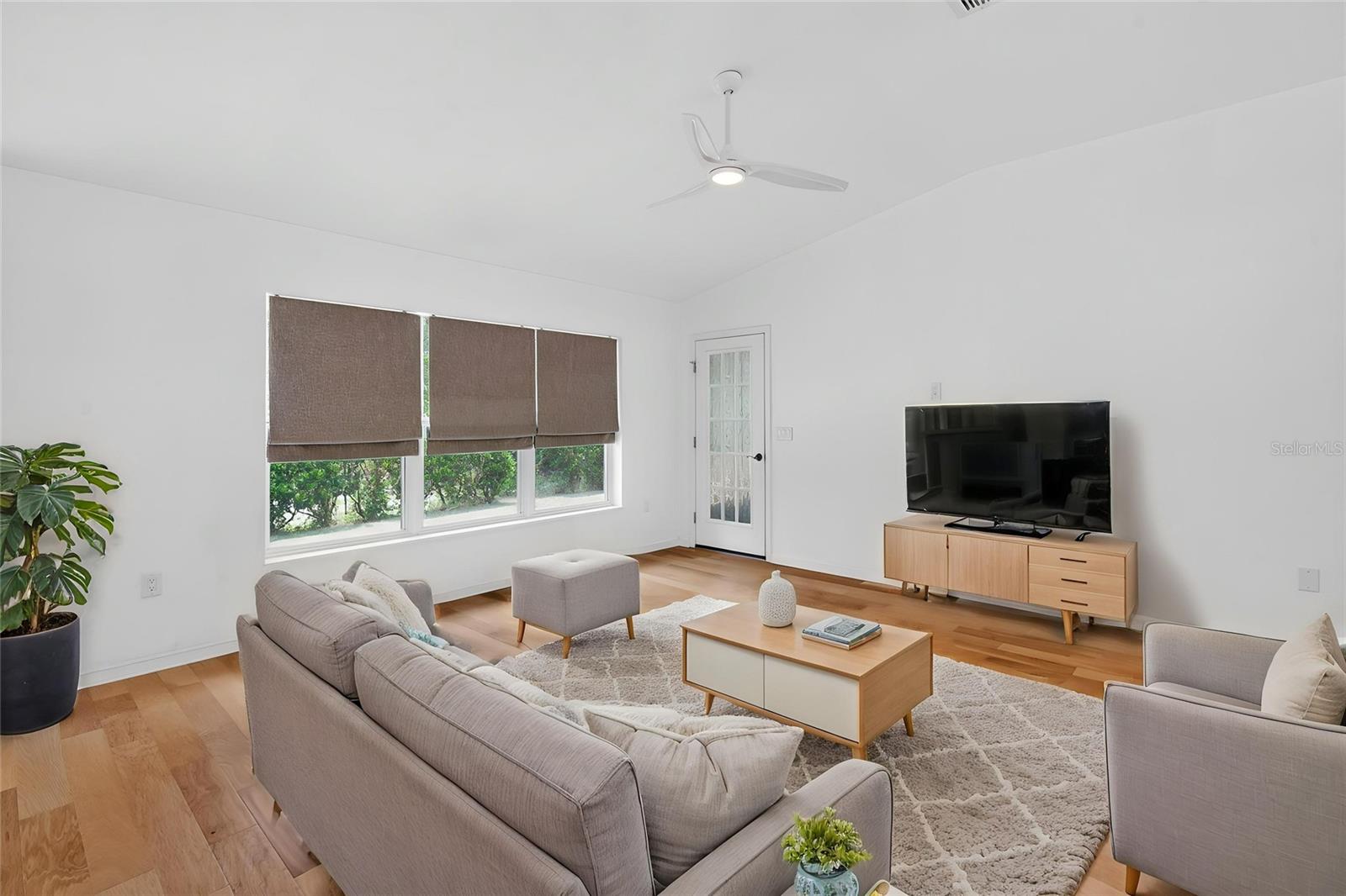 OAK RUN PRESERVE UN A - Residential