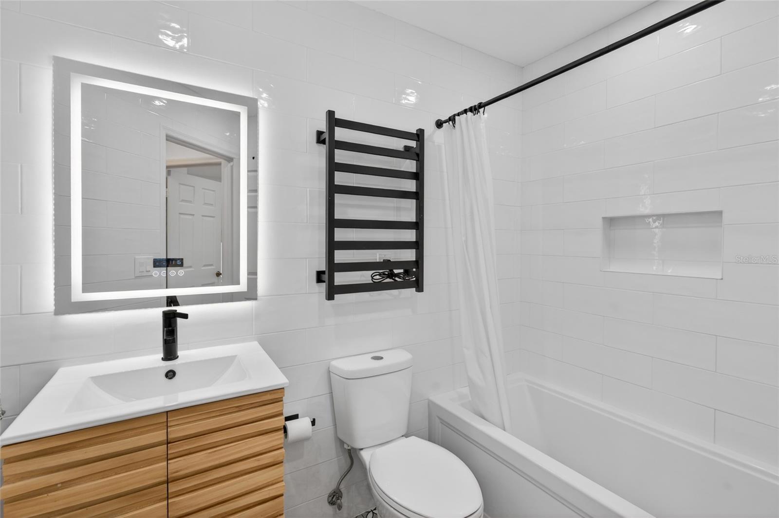 OAK RUN PRESERVE UN A - Residential