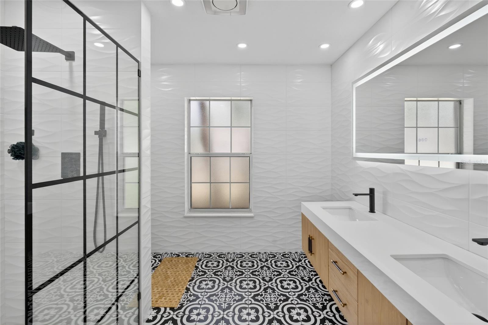 OAK RUN PRESERVE UN A - Residential