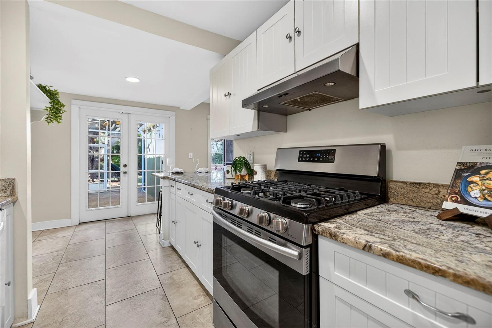 MARYLAND MANOR 2ND UNIT - Residential