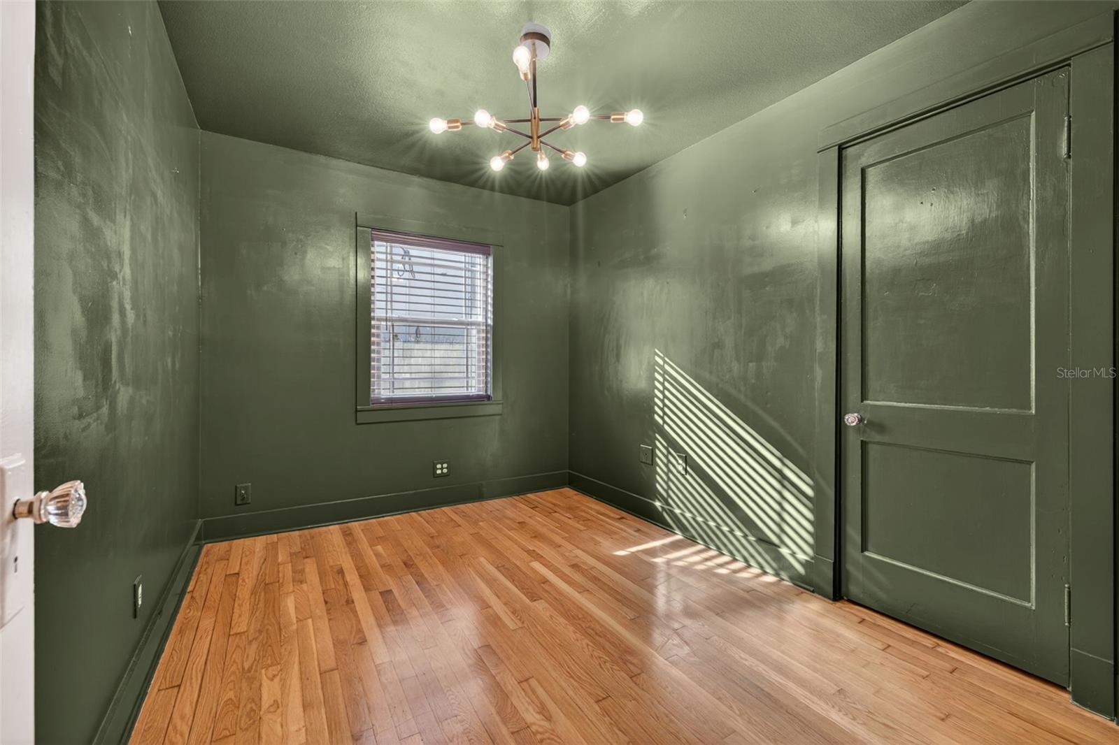 MARYLAND MANOR 2ND UNIT - Residential