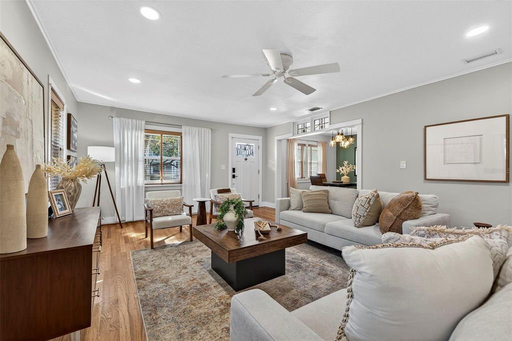 Photo of 4305 W Leona Street, Tampa, FL 33629 (MLS # TB8477887)