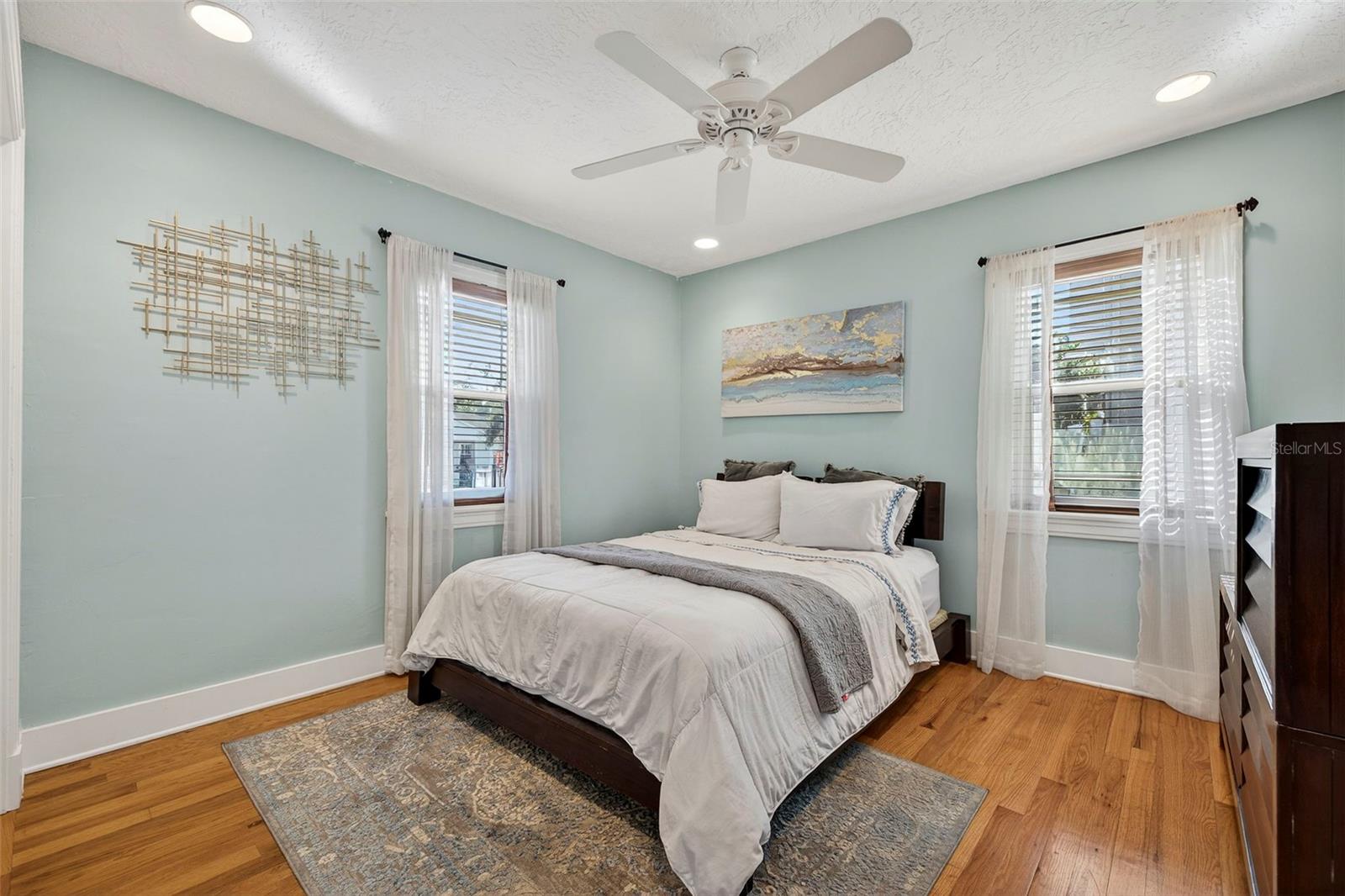 MARYLAND MANOR 2ND UNIT - Residential