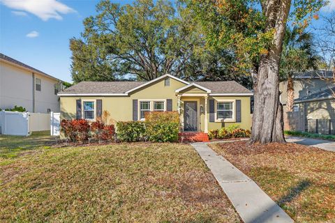 Photo of 4305 W Leona Street, Tampa, FL 33629 (MLS # TB8477887)