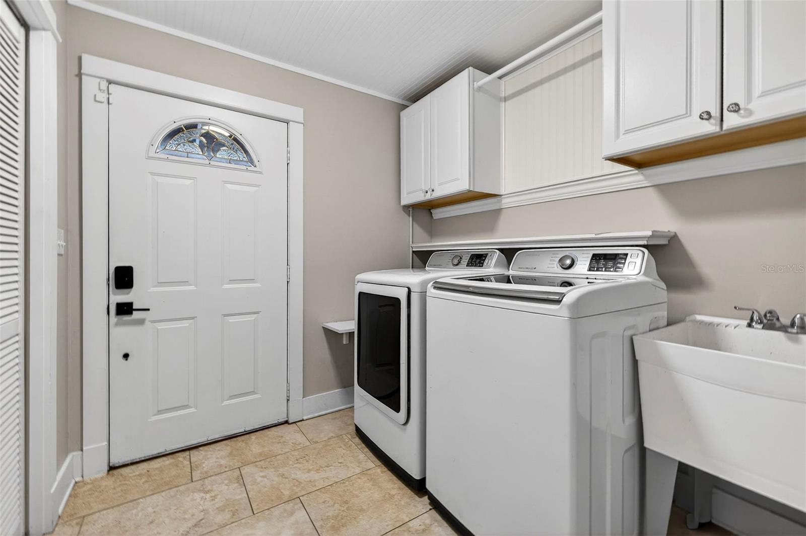 MARYLAND MANOR 2ND UNIT - Residential