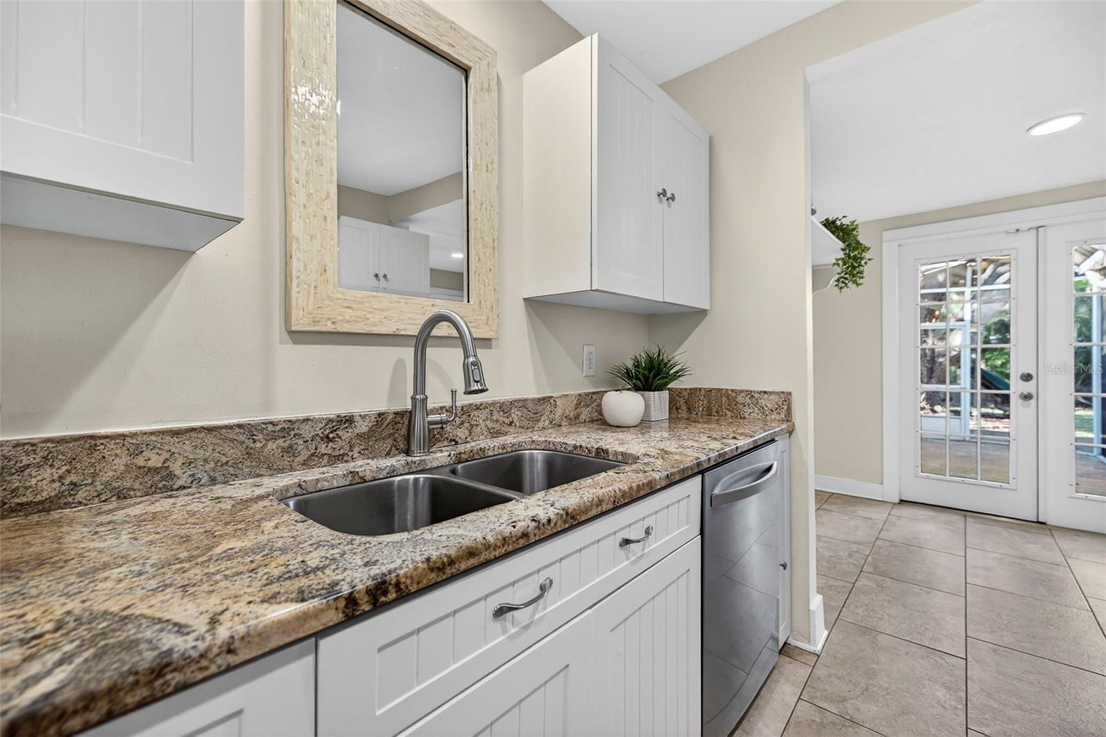 MARYLAND MANOR 2ND UNIT - Residential