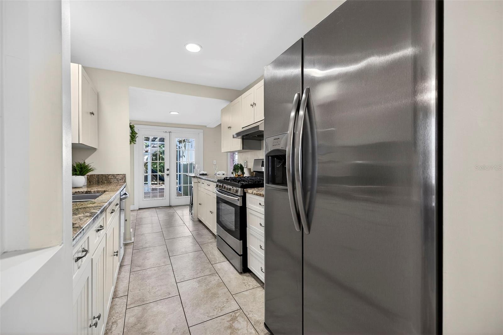 MARYLAND MANOR 2ND UNIT - Residential