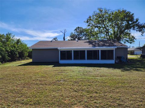 A home in PORT CHARLOTTE