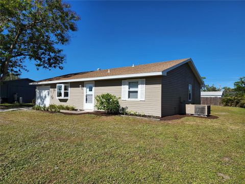 A home in PORT CHARLOTTE