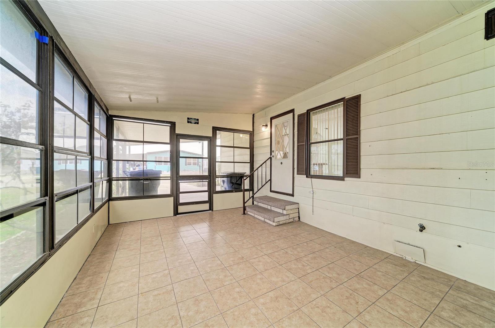 SHADOW BROOK MOBILE HOME UNIT 3A - Residential