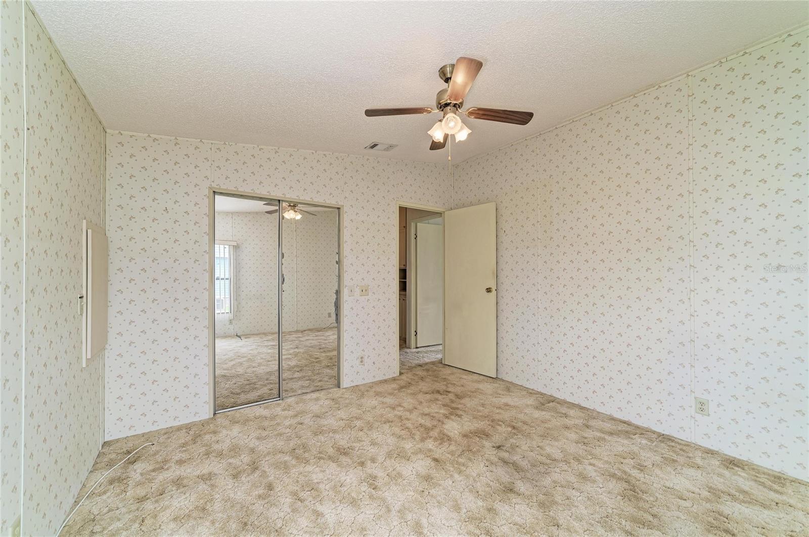 SHADOW BROOK MOBILE HOME UNIT 3A - Residential
