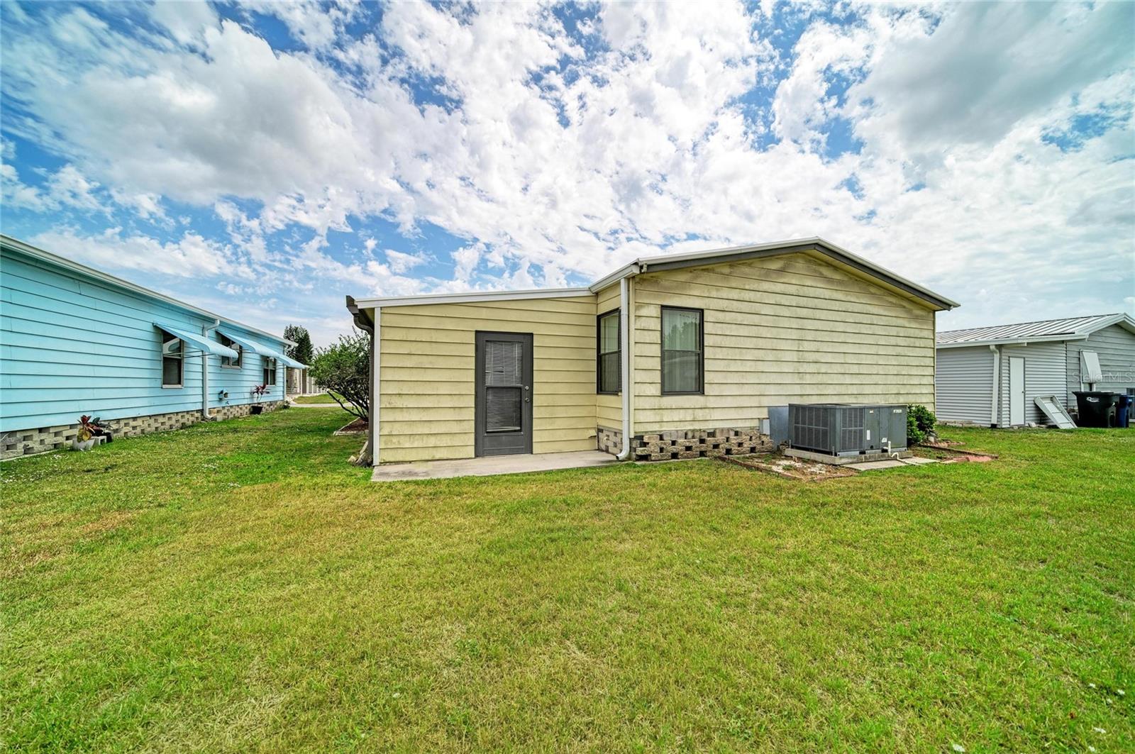 SHADOW BROOK MOBILE HOME UNIT 3A - Residential