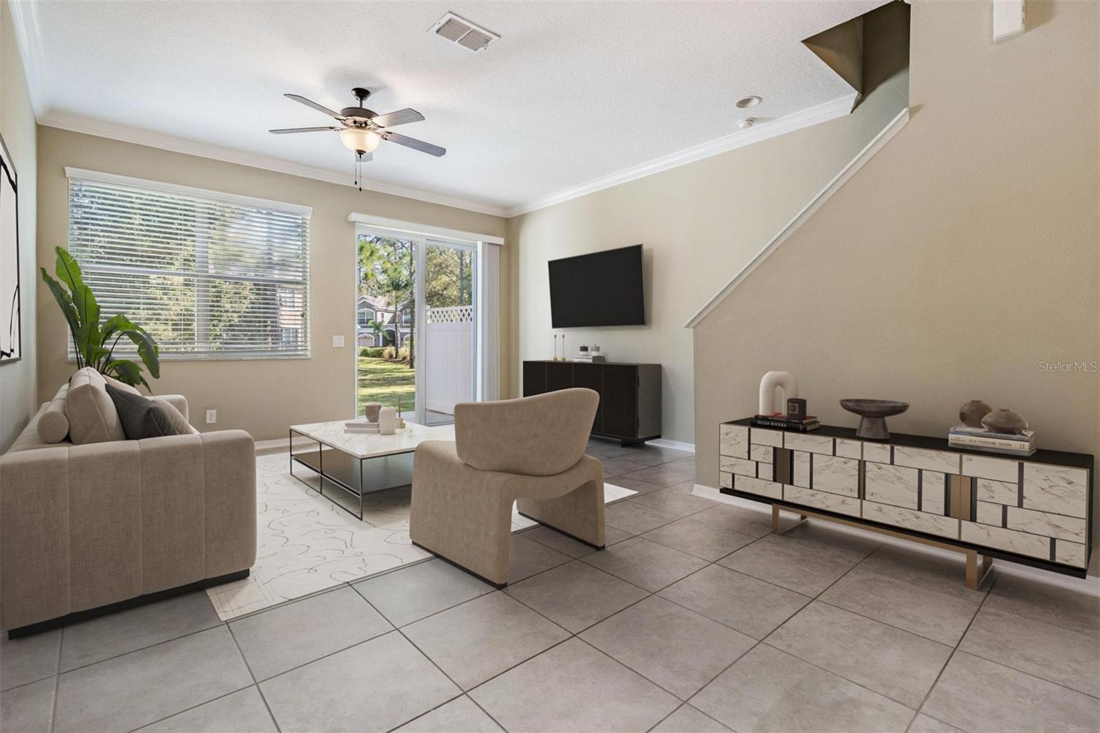 SOUTH HAMPTON - Residential