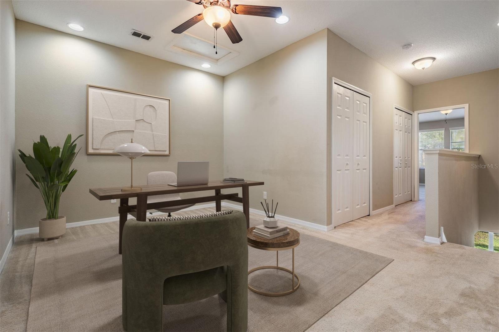 SOUTH HAMPTON - Residential