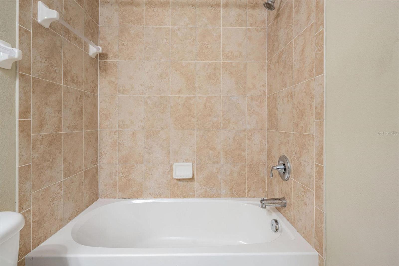 SOUTH HAMPTON - Residential