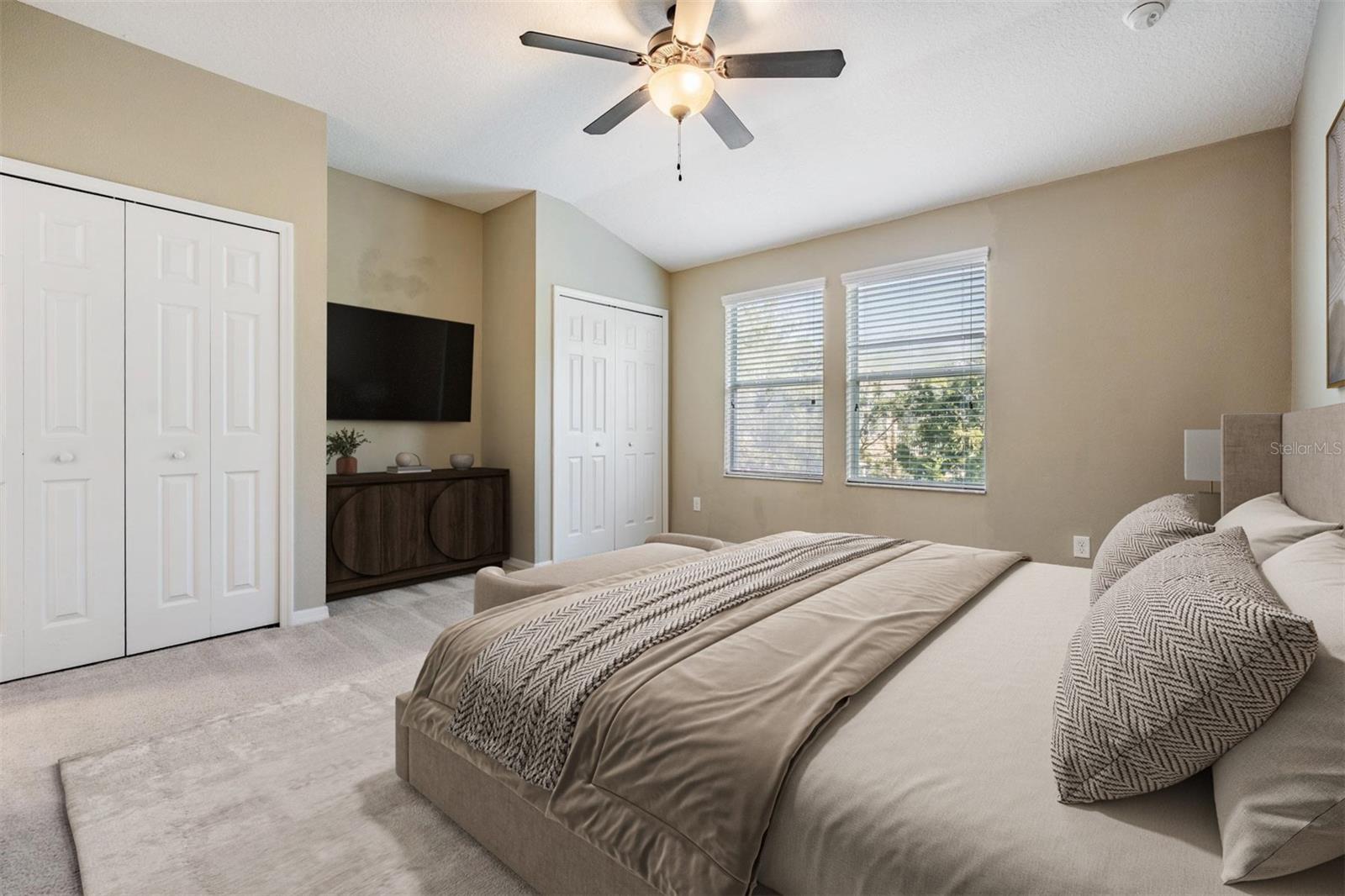 SOUTH HAMPTON - Residential