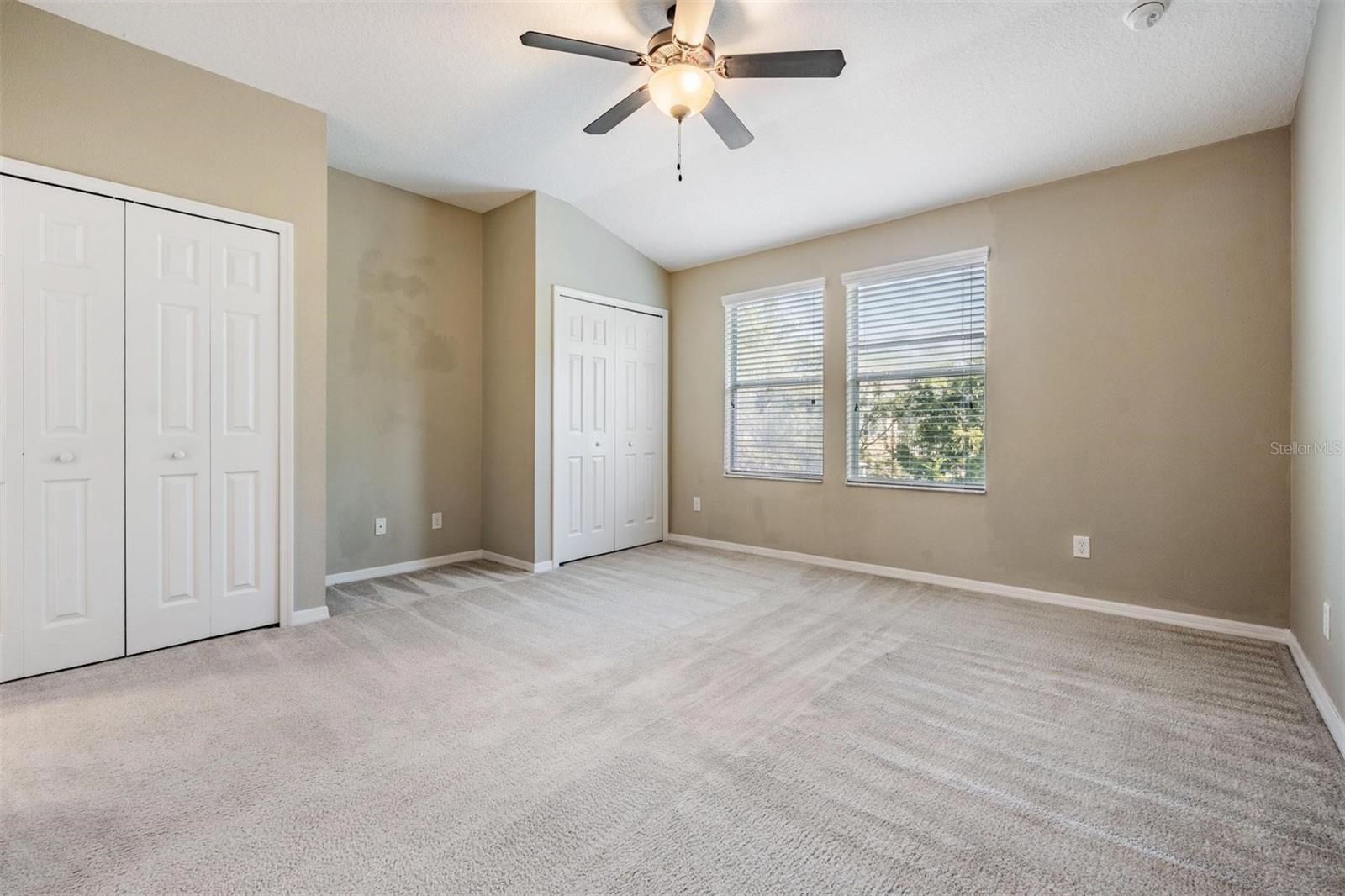 SOUTH HAMPTON - Residential