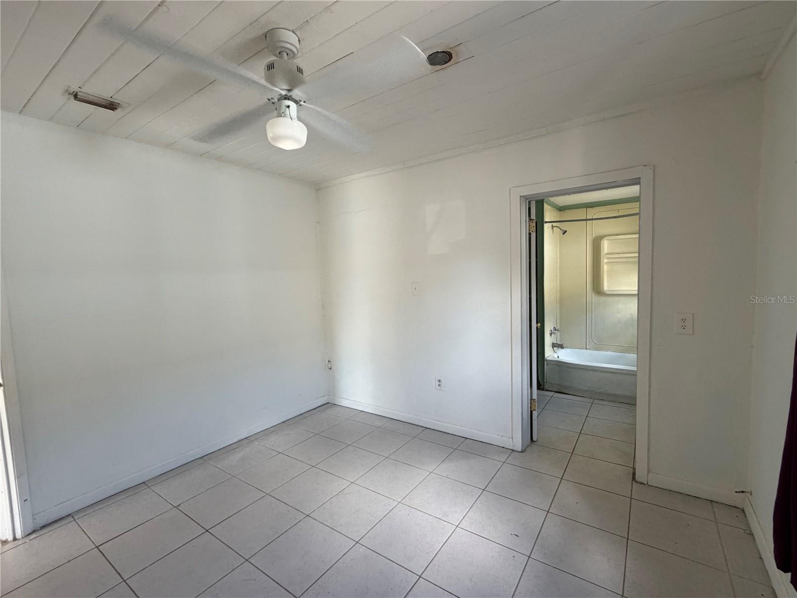 EAST ORANGEWOOD HEIGHTS - Residential