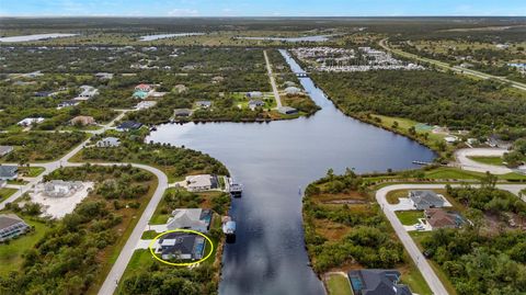 A home in PORT CHARLOTTE