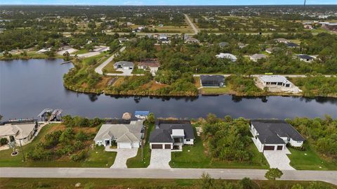 A home in PORT CHARLOTTE