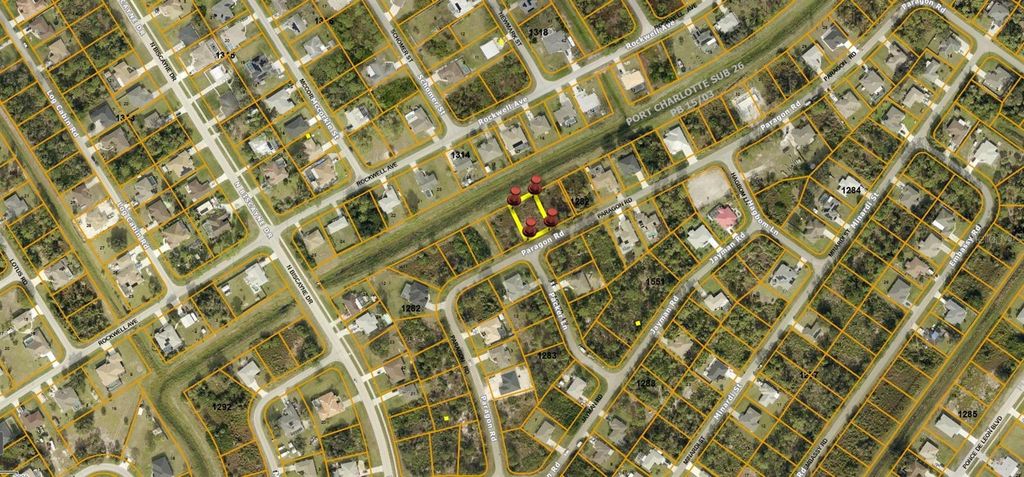 Photo of 7 Paragon Road, North Port, FL 34291 (MLS # A4623570)