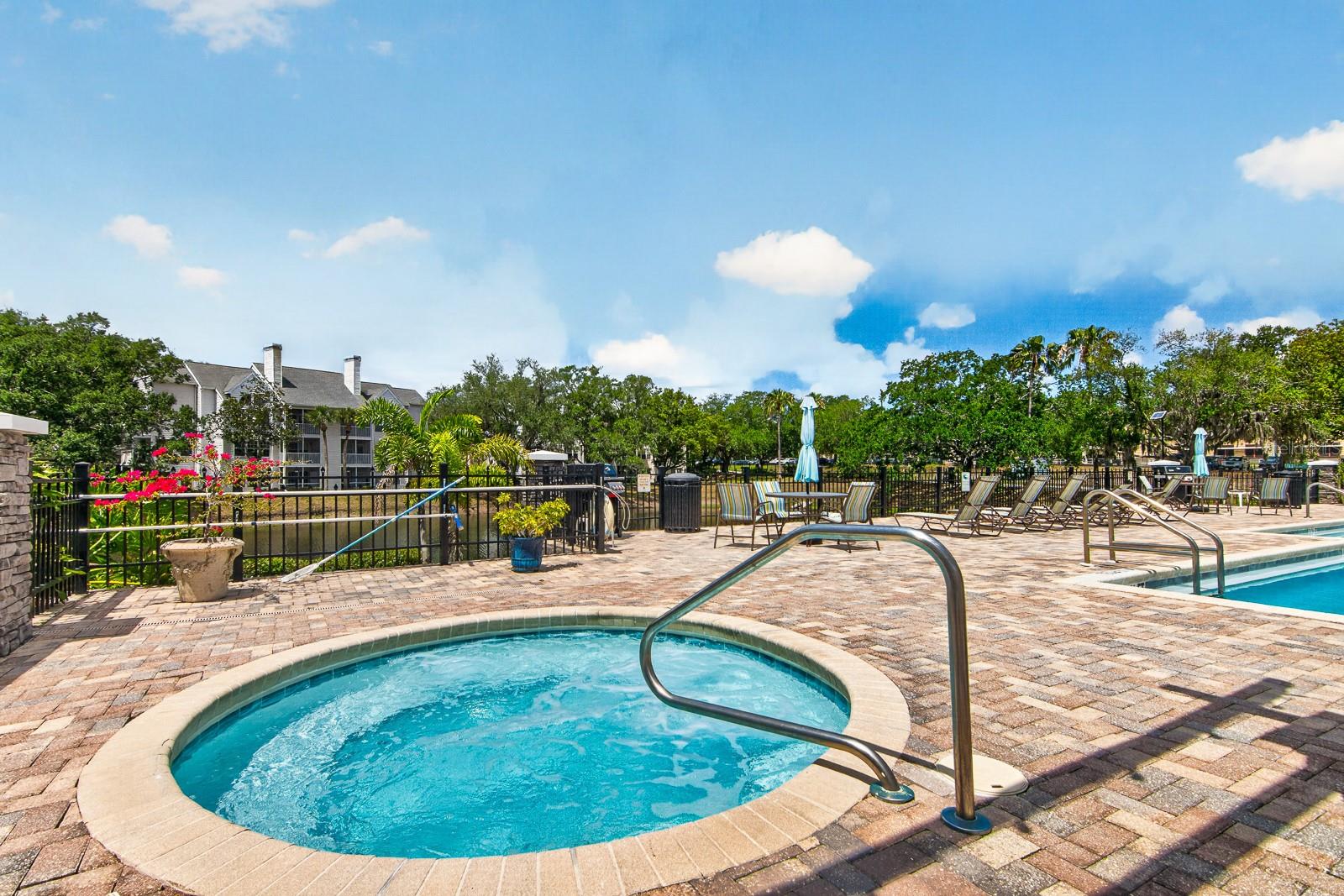 BENTLEY AT COBBS LANDING CONDO THE - Residential