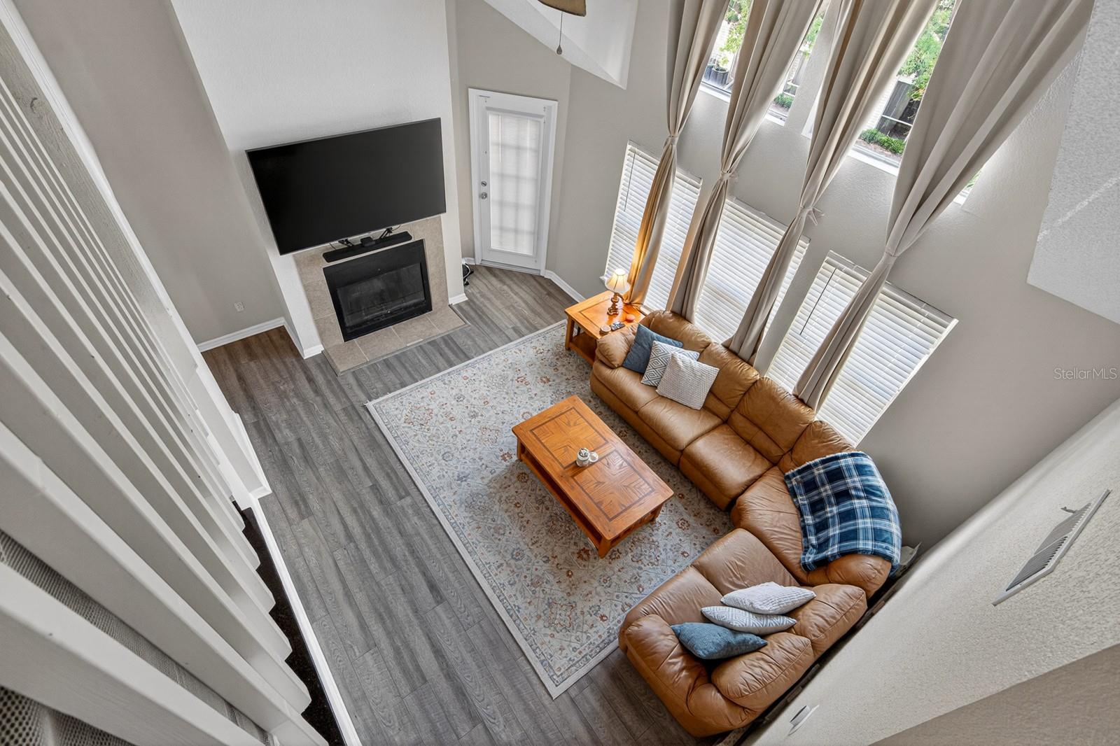 BENTLEY AT COBBS LANDING CONDO THE - Residential
