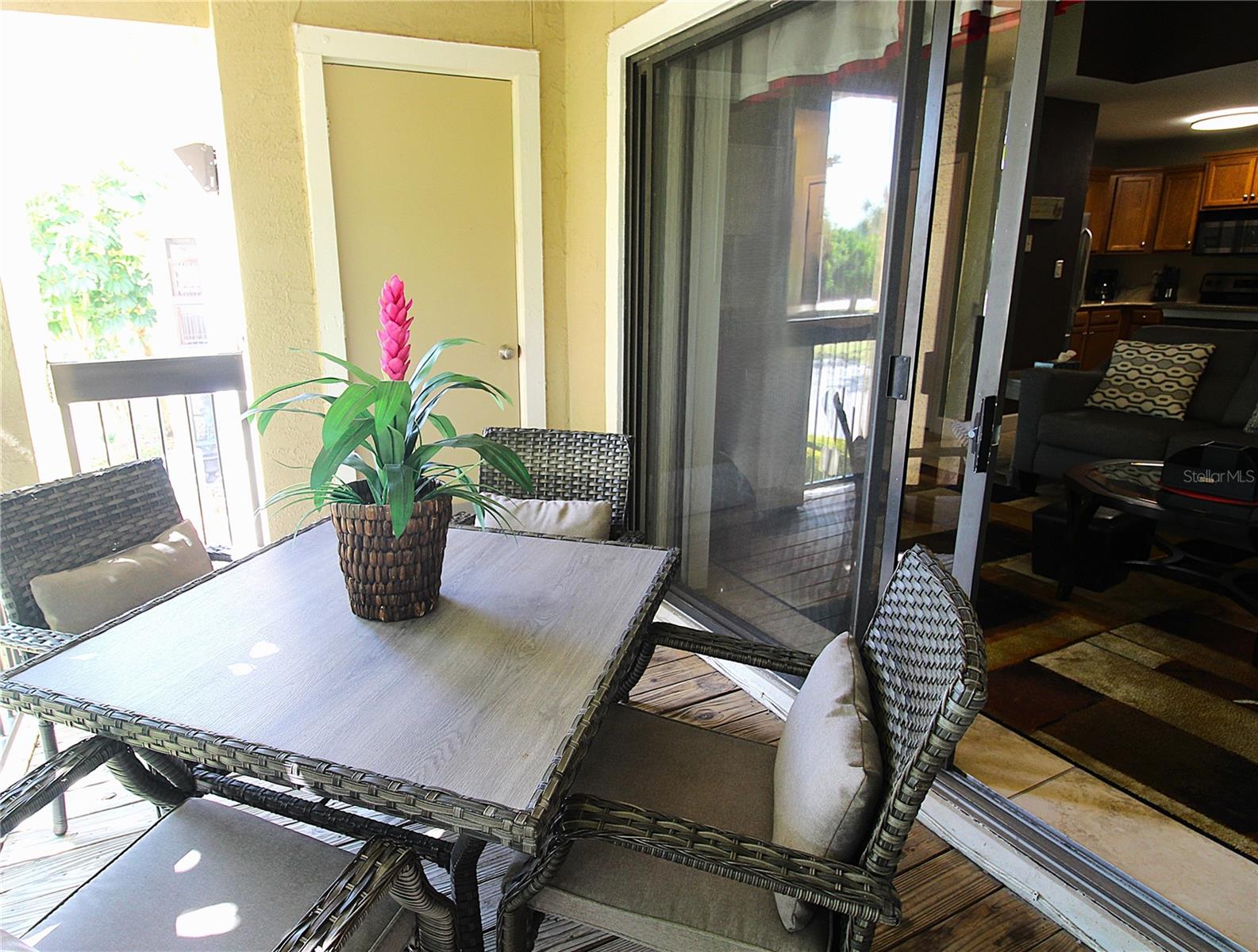 VINTAGE GRAND - Residential Lease