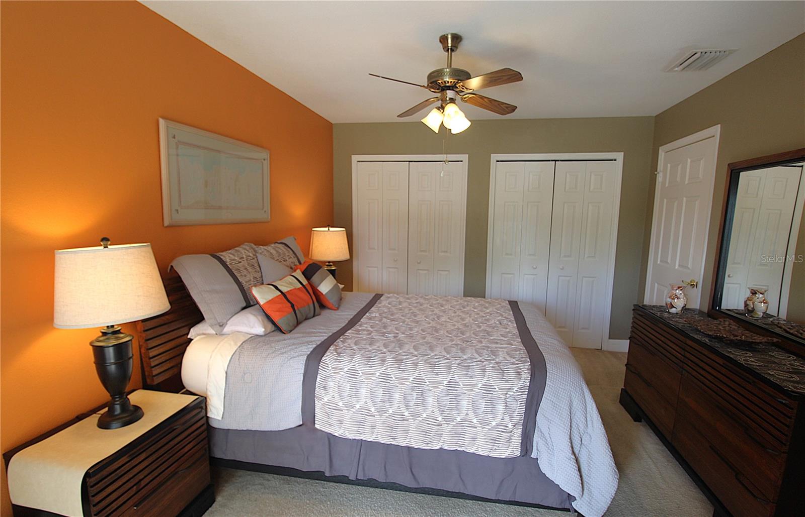 VINTAGE GRAND - Residential Lease