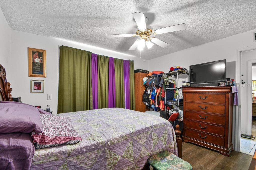 MIDWAY-HOMESITE - Residential