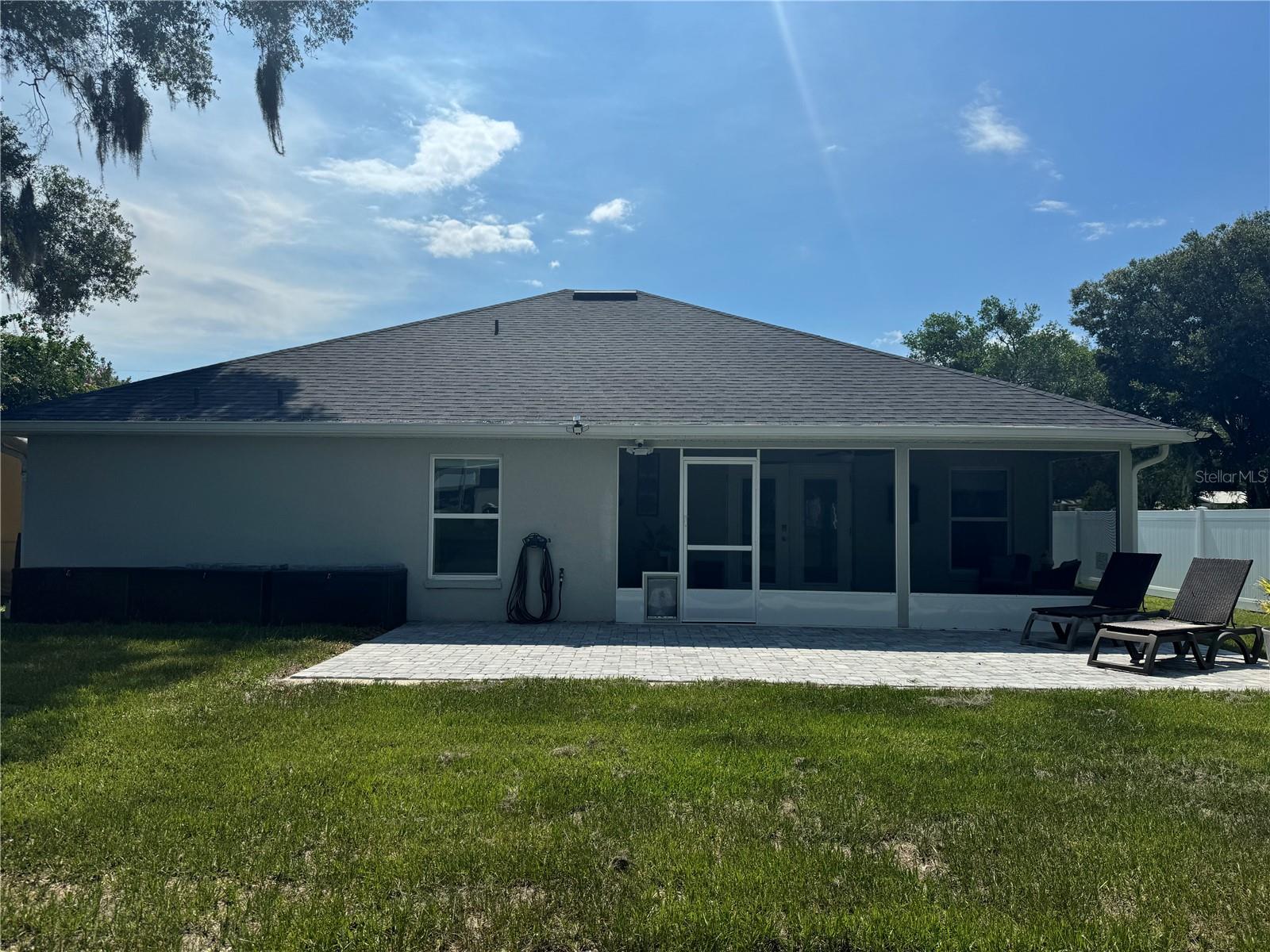 1922 ALMOND STREET