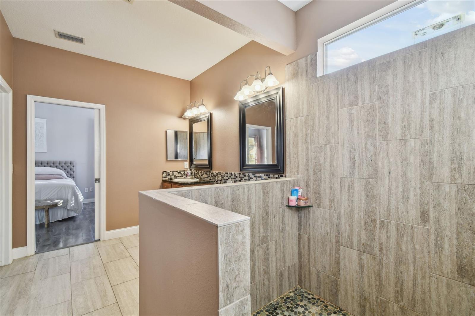 REFLECTIONS PH 1 - Residential