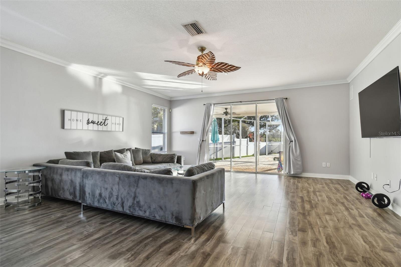 REFLECTIONS PH 1 - Residential