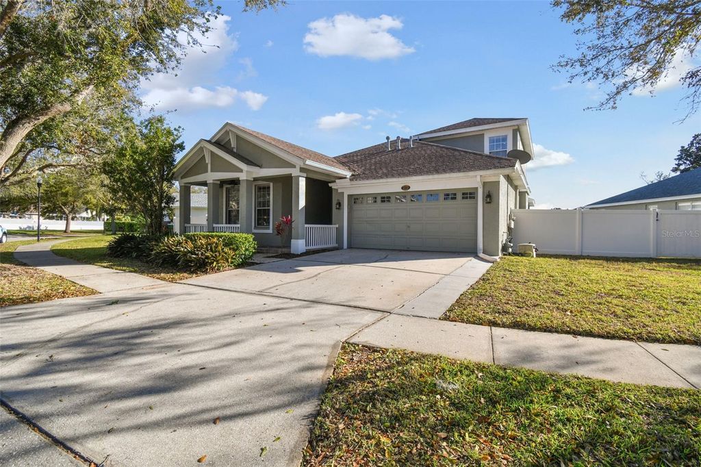 Photo of 18034 Lake Reflections Boulevard, Lutz, FL 33558 (MLS # TB8423775)