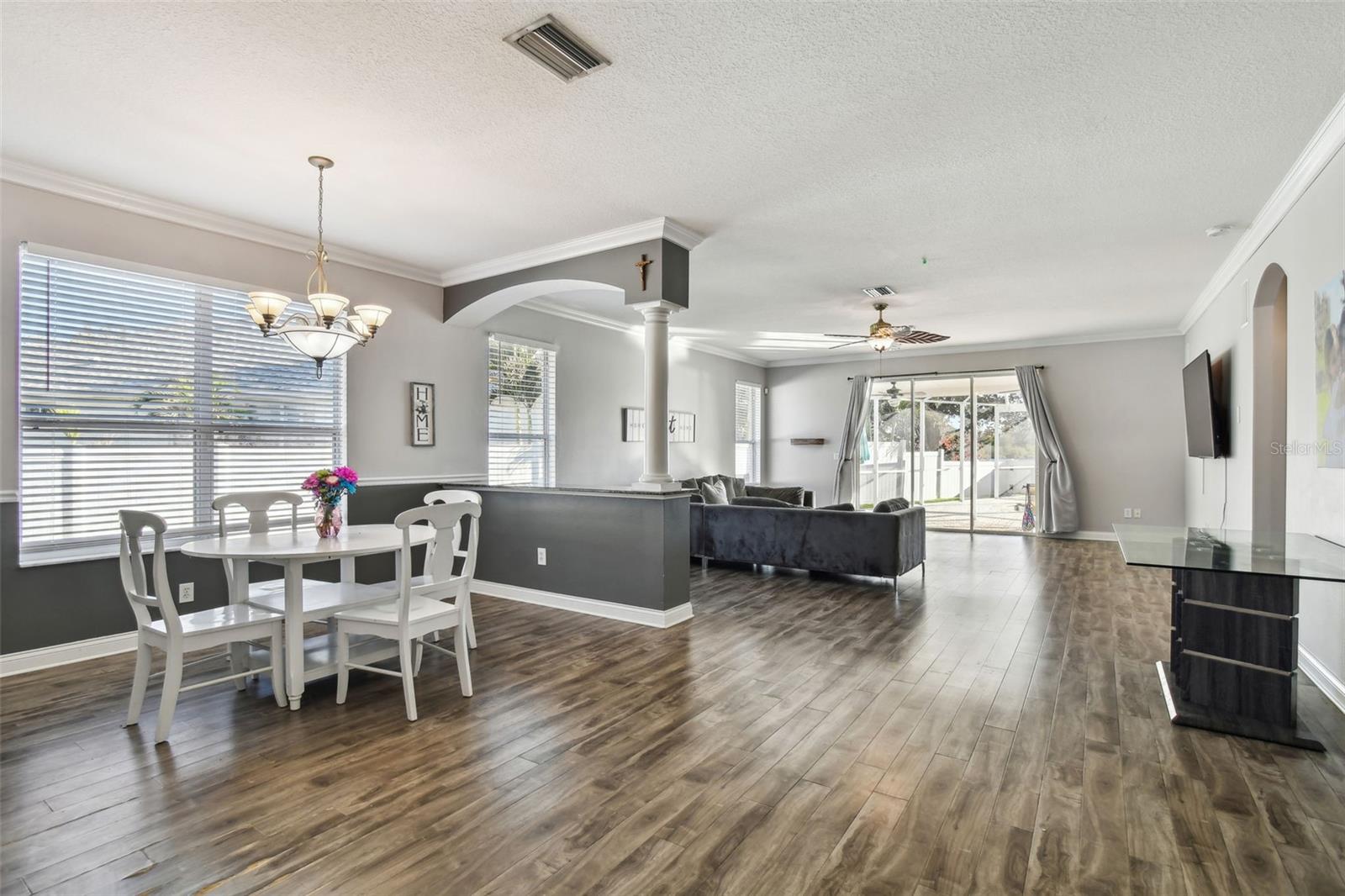 REFLECTIONS PH 1 - Residential