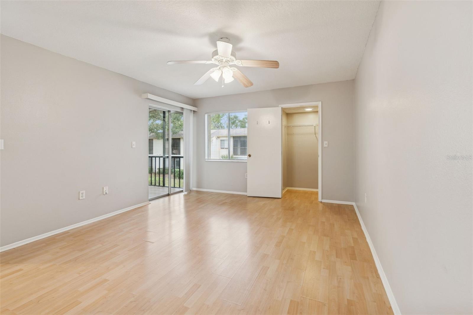 EAST LAKE WOODLANDS CYPRESS ESTATES UNIT - Residential