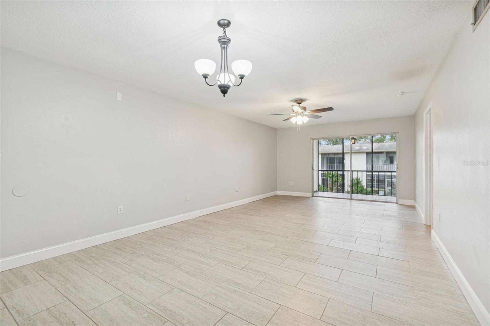 EAST LAKE WOODLANDS CYPRESS ESTATES UNIT - Residential