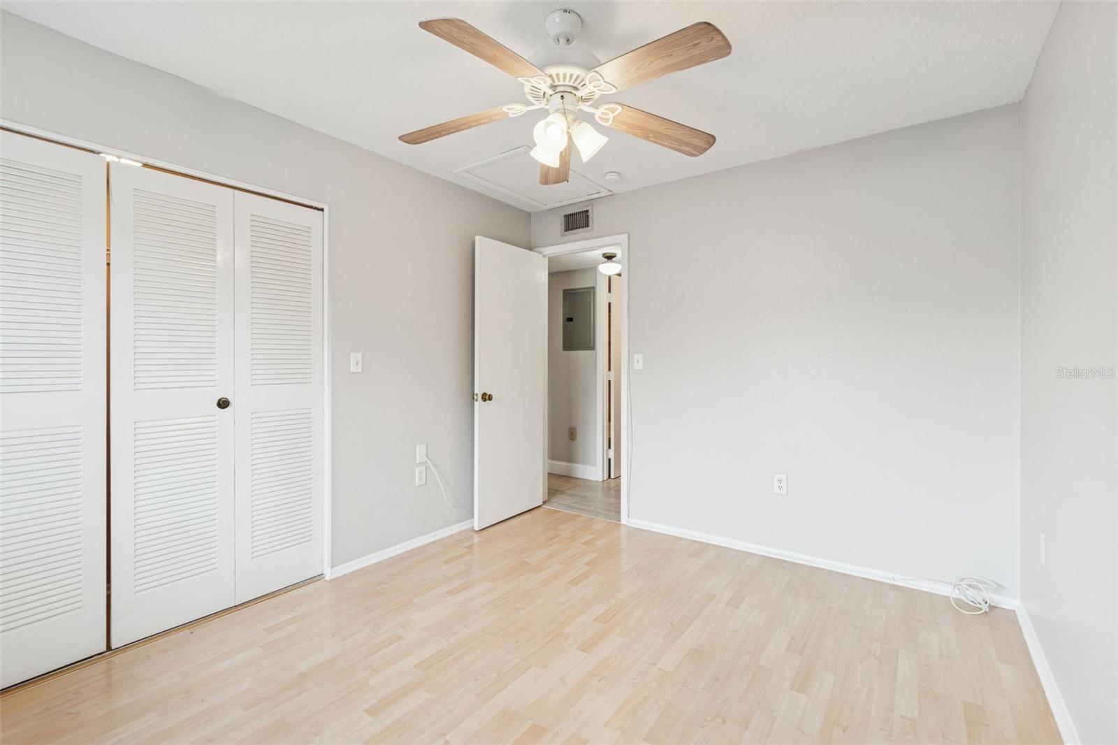 EAST LAKE WOODLANDS CYPRESS ESTATES UNIT - Residential