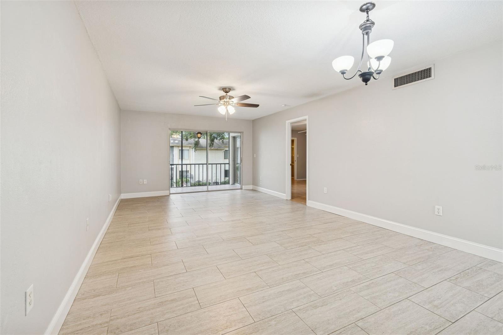 EAST LAKE WOODLANDS CYPRESS ESTATES UNIT - Residential
