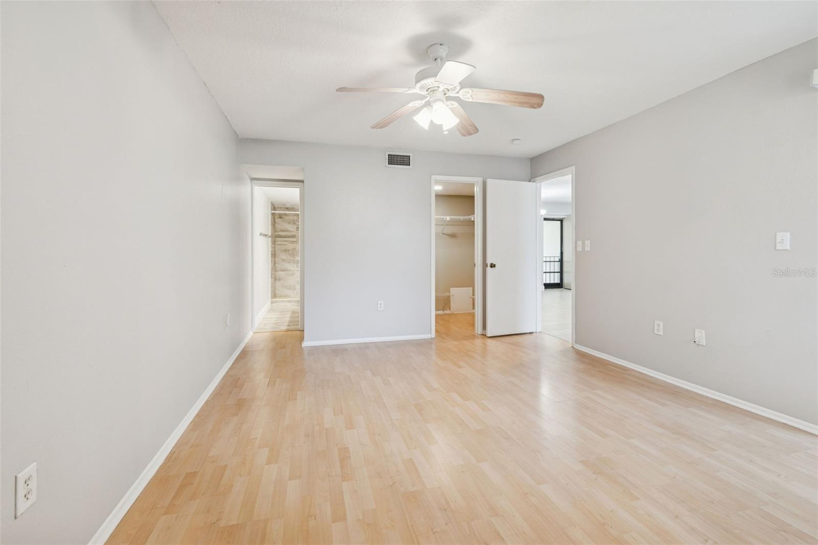 EAST LAKE WOODLANDS CYPRESS ESTATES UNIT - Residential