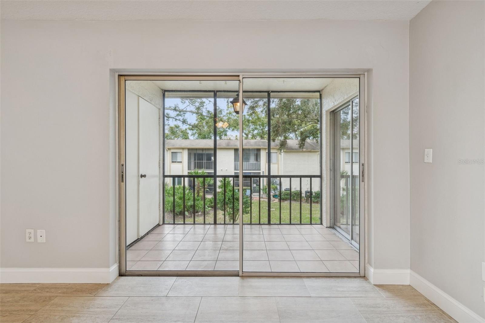 EAST LAKE WOODLANDS CYPRESS ESTATES UNIT - Residential