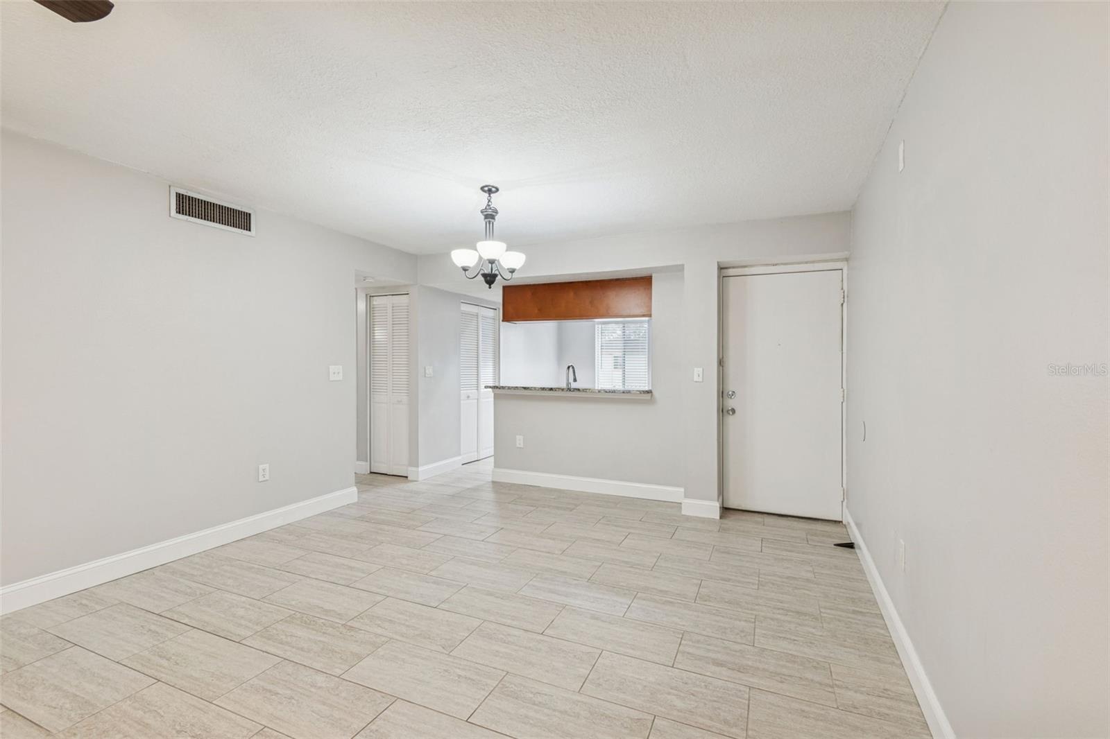 EAST LAKE WOODLANDS CYPRESS ESTATES UNIT - Residential