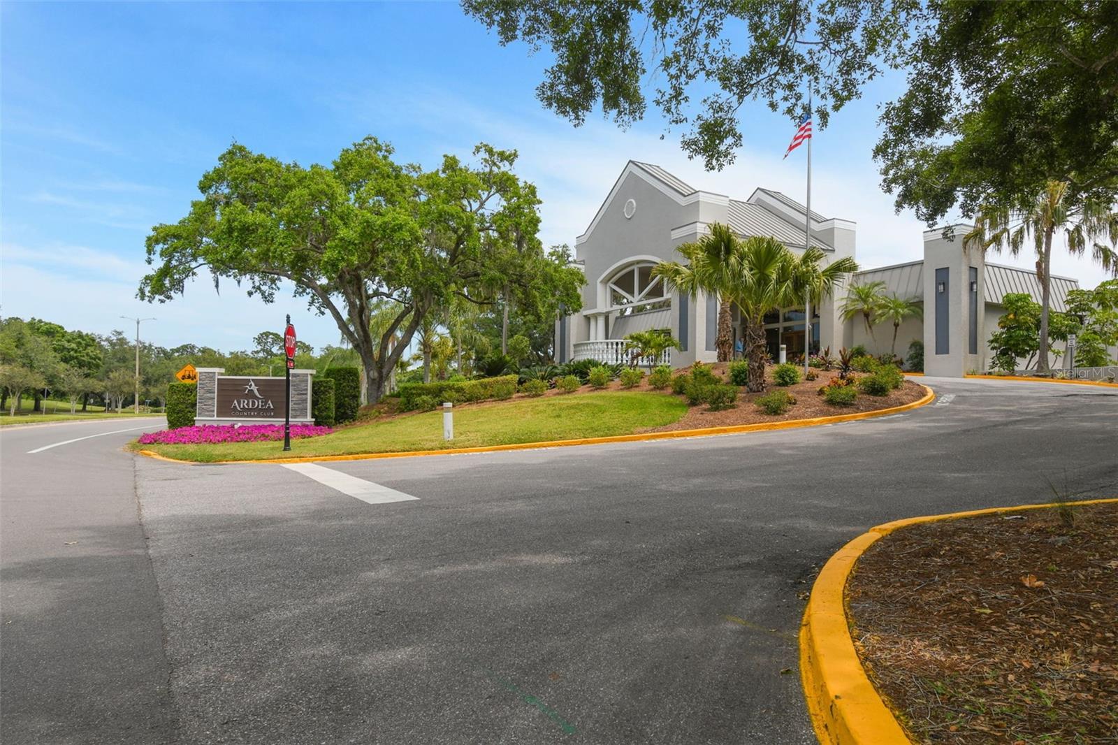 EAST LAKE WOODLANDS CYPRESS ESTATES UNIT - Residential