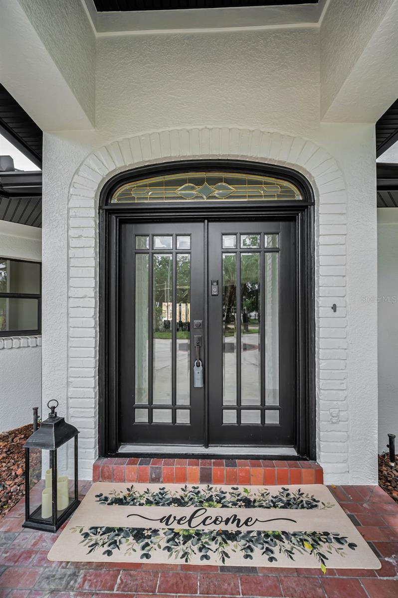 LAKESIDE TERRACE - Residential