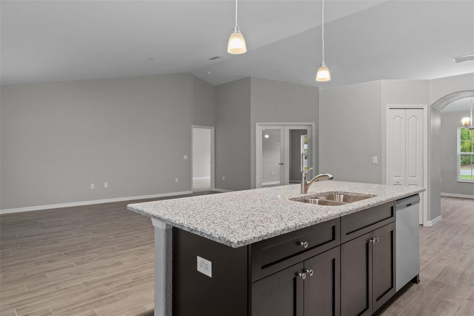 PINE RIDGE UNIT 06 - Residential