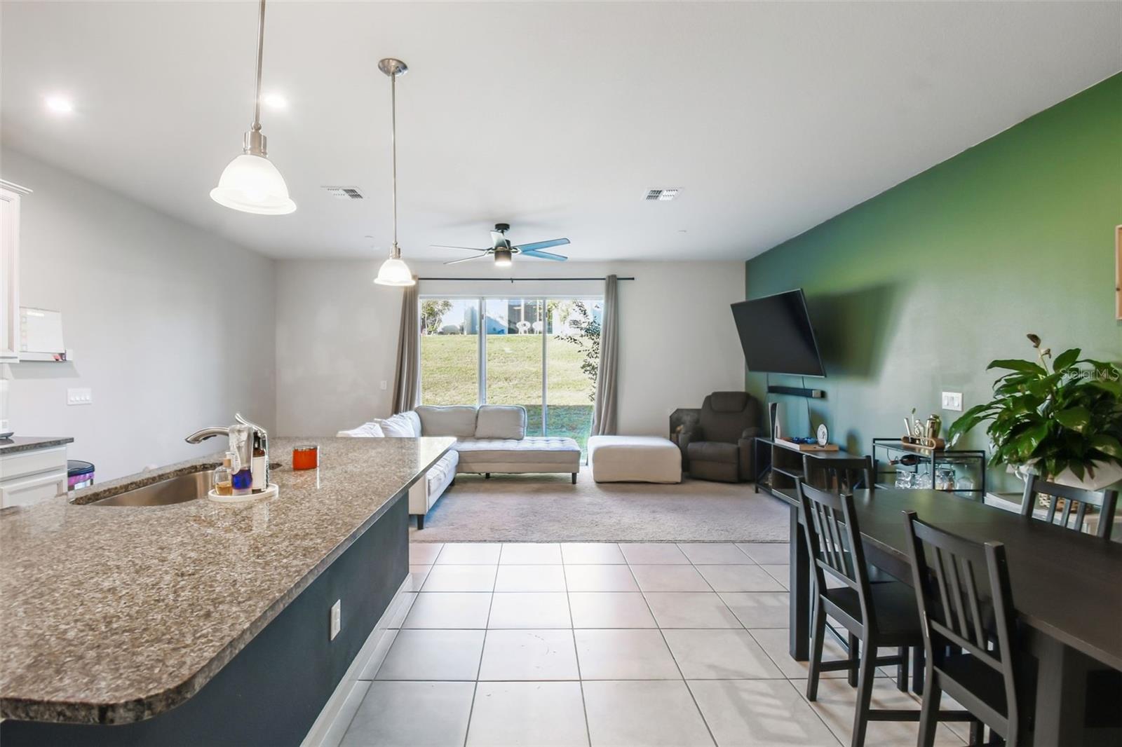 1820 HOLDEN RIDGE LANE