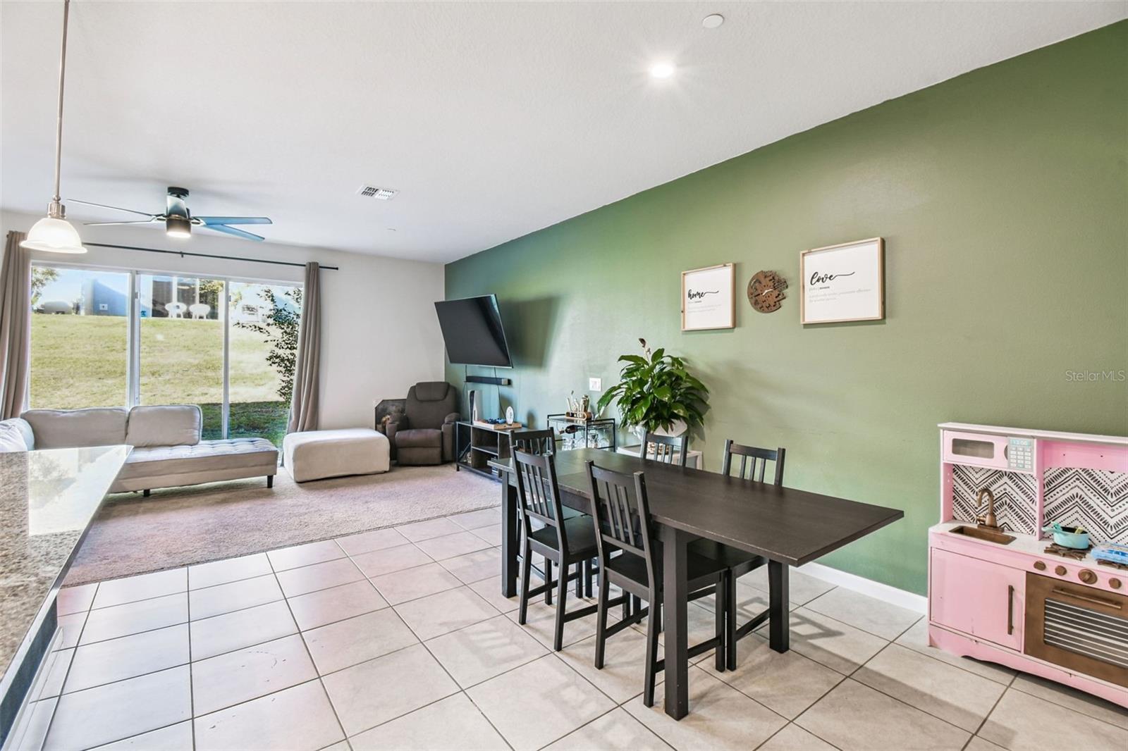 1820 HOLDEN RIDGE LANE