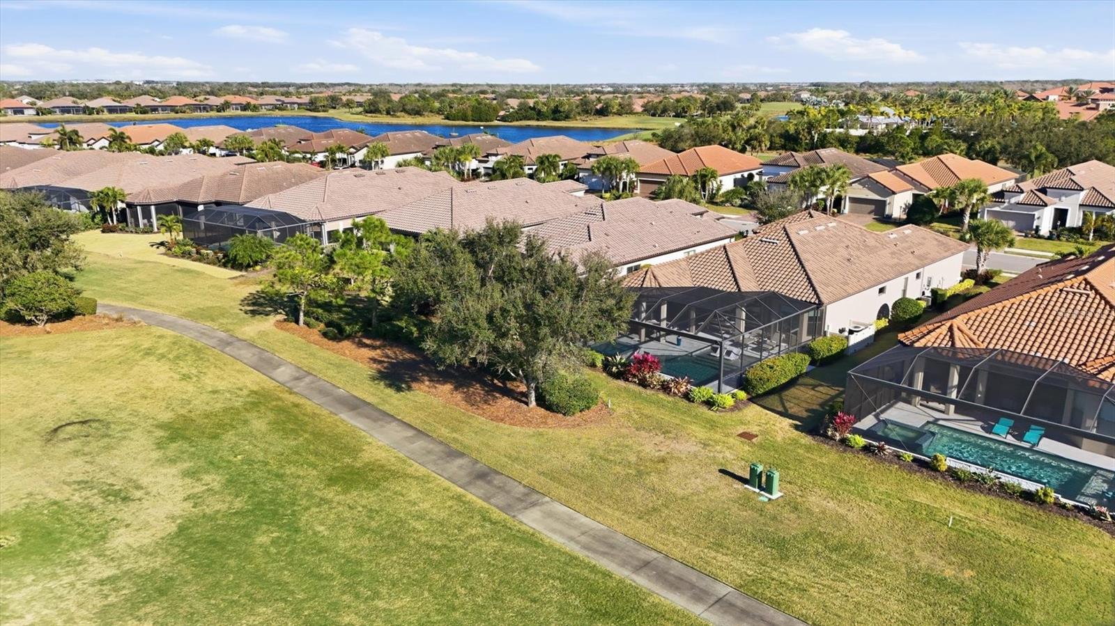 ESPLANADE PH VIII SUBPHASE A & B - Residential