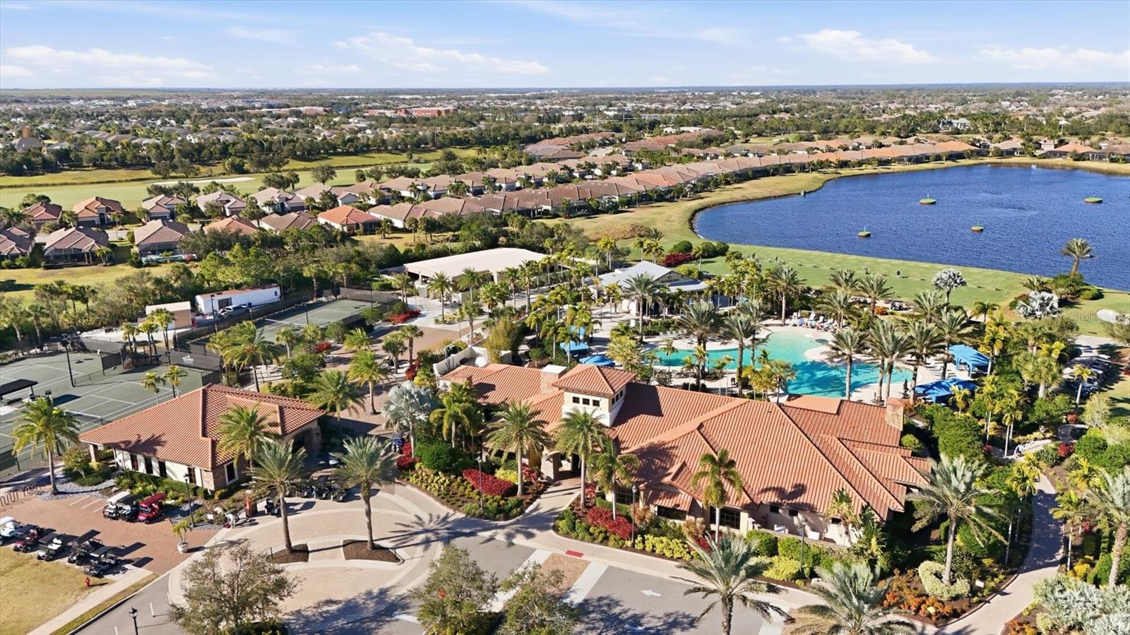 ESPLANADE PH VIII SUBPHASE A & B - Residential